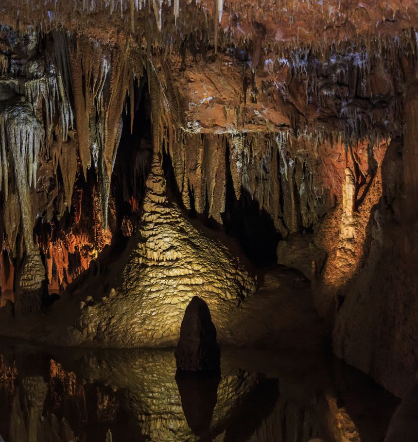 Baredine Cave